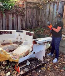 Best Scrap Metal Removal  in Hemlock, MI